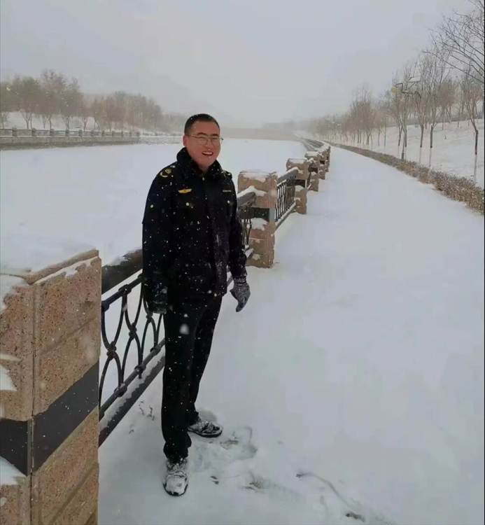 67d0f7886eda2bb9f256a04199e6e259