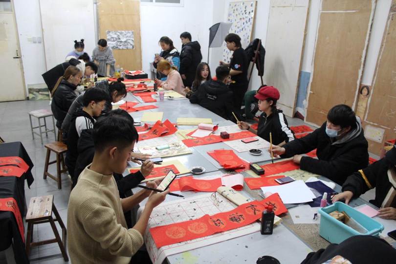 图示, 示意图

中度可信度描述已自动生成:ver1