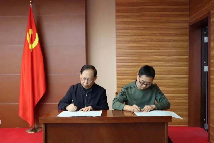 29be3cadb52456d5ee62389a416191e722ac7efa